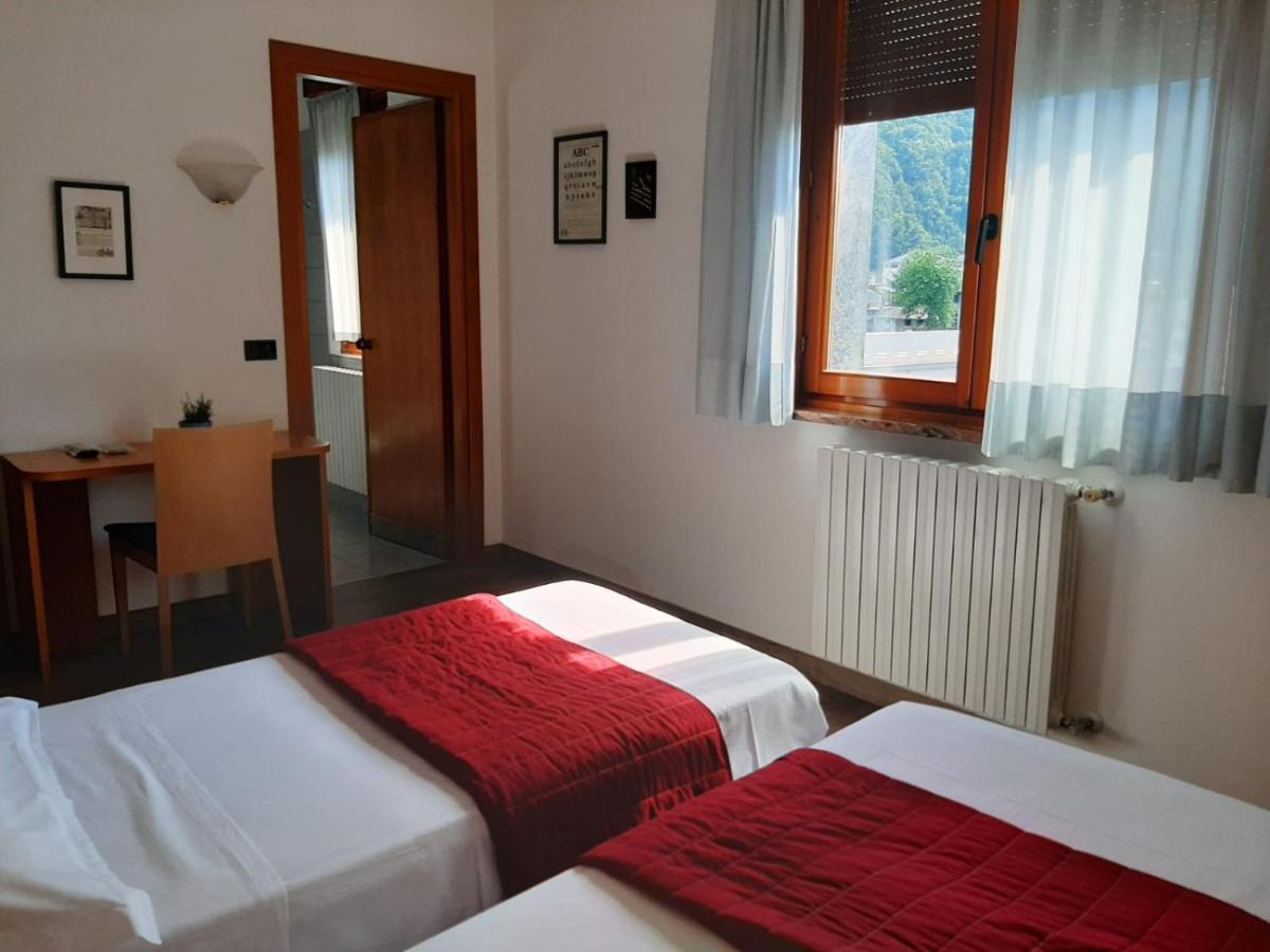 La Ruota Hotel Morbegno Luaran gambar