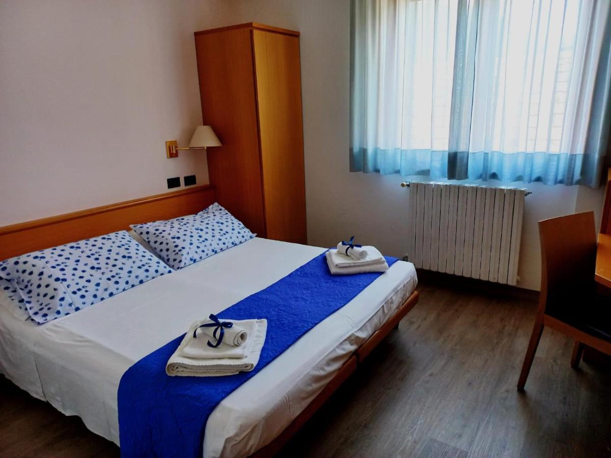 La Ruota Hotel Morbegno Luaran gambar