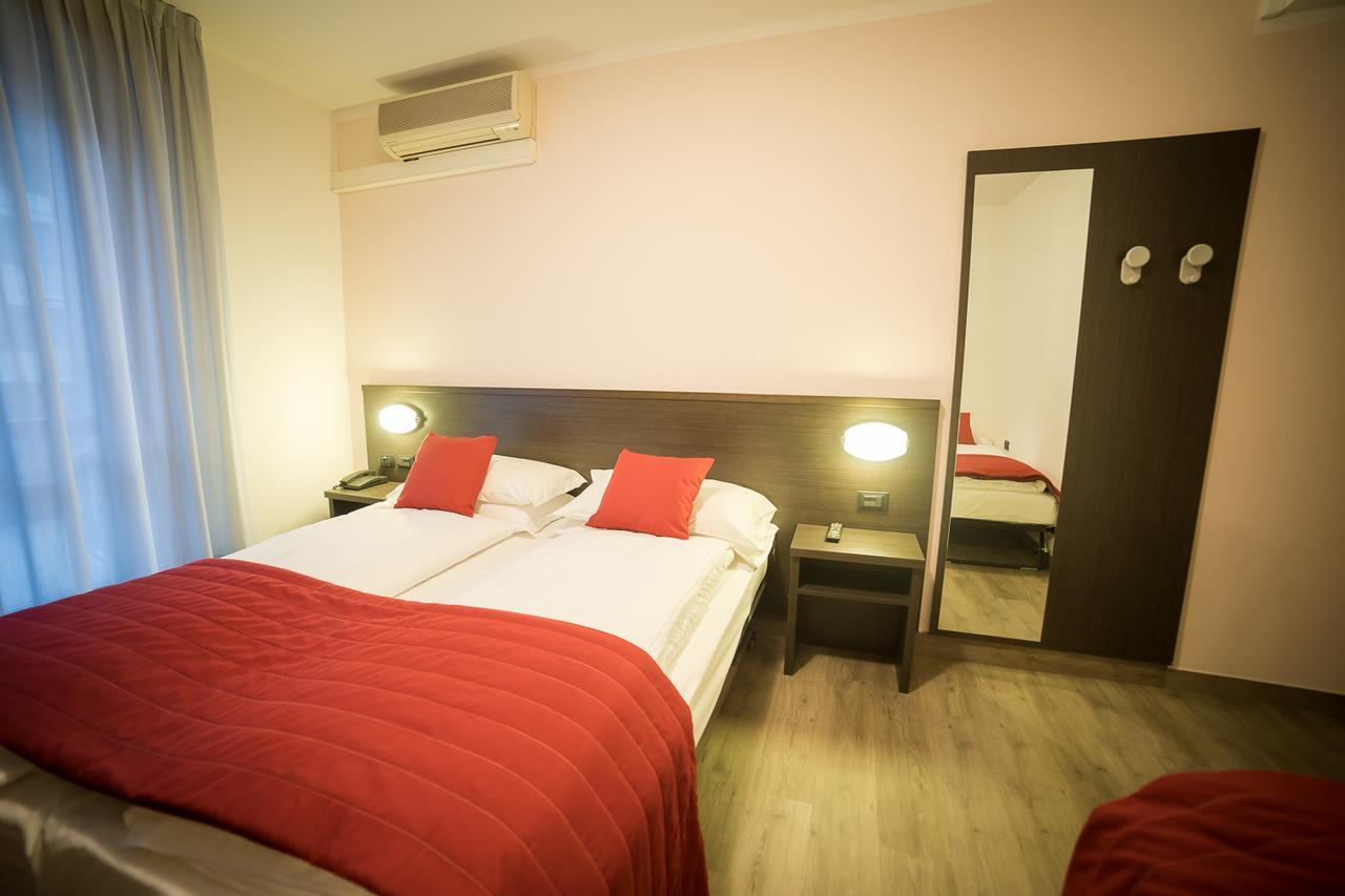 La Ruota Hotel Morbegno Luaran gambar